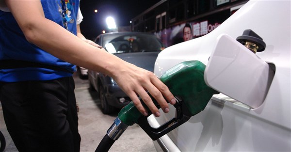 中油：22日起汽油調降1元 柴油降0.7元